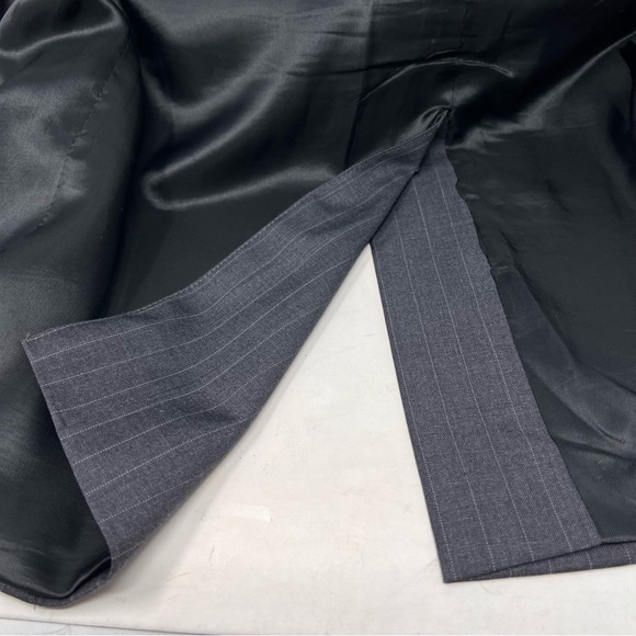 Lauren Ralph Lauren Blazer Sport Coat Size 42R Gray Pinstripe 2 Button 100% Wool - Picture 13 of 15